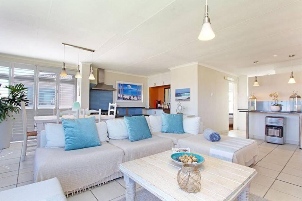 Hermanus Beach Club - 106 - Apartment With A View Exterior foto